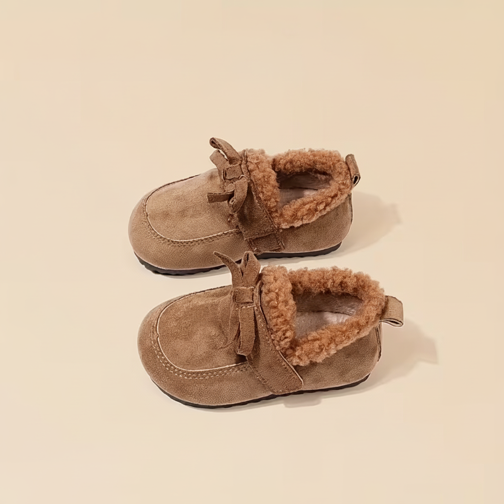 Chausson beige - vue latérale propre